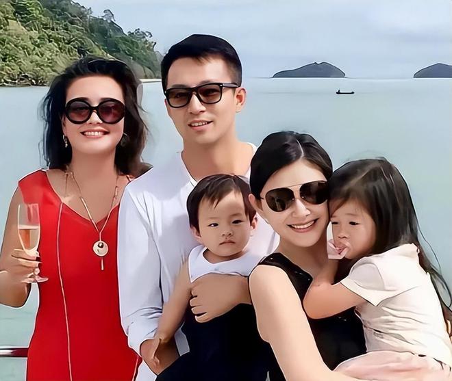 张兰回应大S怀孕传闻(图3)