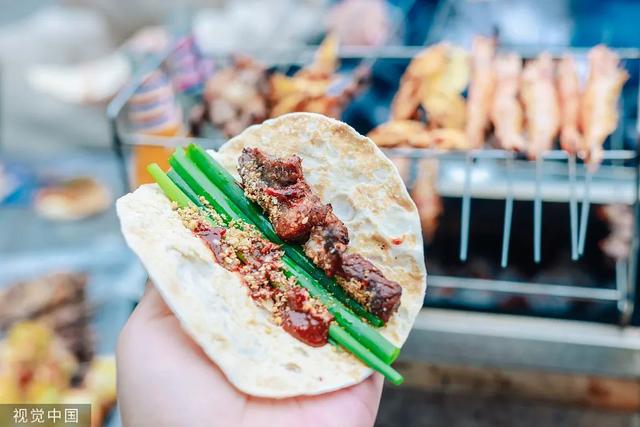 大量店铺转让，淄博烧烤“凉”了？(图3)