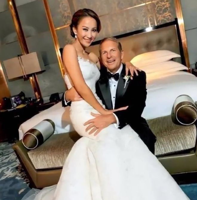 曝李玟老公找律师争遗产！李玟10亿遗产会被丈夫继女瓜分吗？(图3)