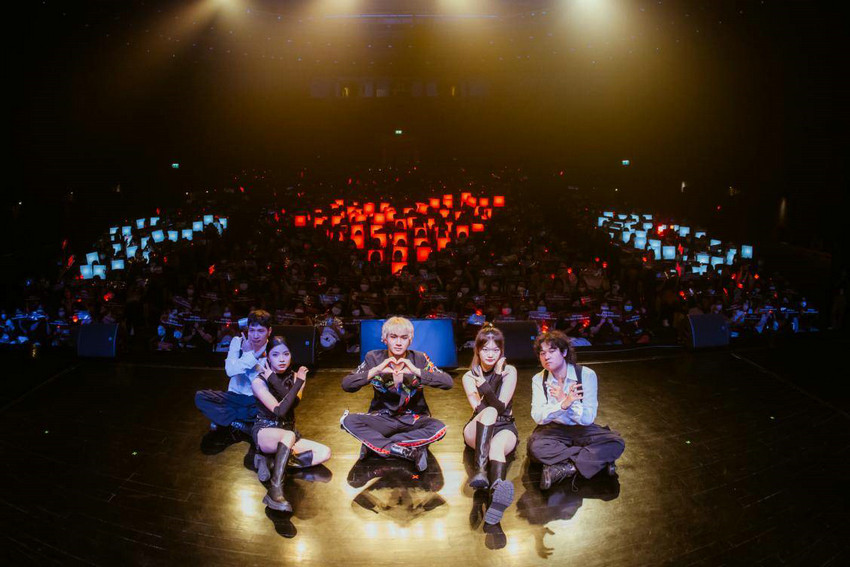 姚琛海外粉丝见面会圆满成功 泰国人气演员同框或将合作(图1)