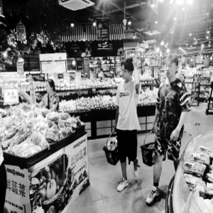 小修小补好找 针头线脑俱全 社区商业中心真实惠