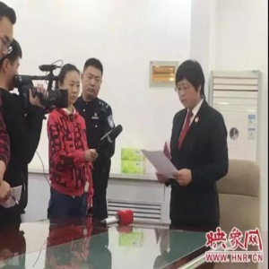 让原告代理人写“判决书”，不只是法官素养问题