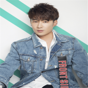 陈雅森新歌《三杯酒》讲述生活百态