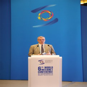 世界互联网大会媒体融合论坛举行：坚持守正创新 构建全媒格局