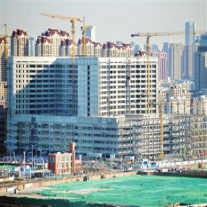 天津一中心医院新址主体封顶 已进入装修阶段