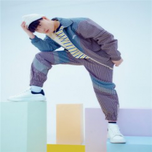 小青龙新单曲《Summer Perfume》