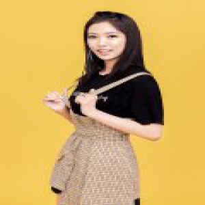 丁诗诗初秋写真曝光 笑容治愈甜度满分