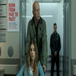 《虎胆追凶》发美漫海报预告 布鲁斯·威利斯化身“美漫式”英雄