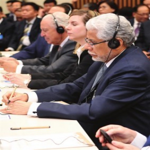 王毅：我们把天津的未来介绍给大家