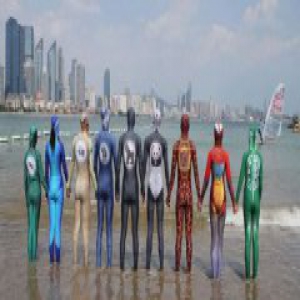 脸基尼成爆款夏日神器 62岁青岛大妈已申请16项专利