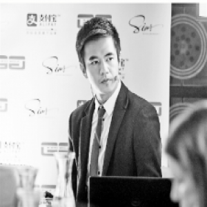 80后重庆娃让欧洲老字号和中国出境游客轻松面对面