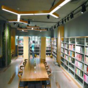 王府井书店里开了家图书馆 全年无休