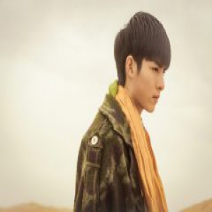 团队智囊苏万《沙海》遇险出奇招 王皓轩实力诠释“史上最萌”队友