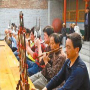 河北安新县活跃着一支乡村乐队——村头办起音乐会