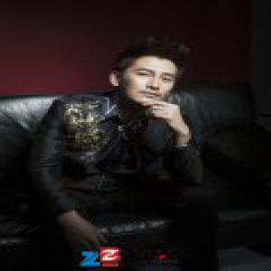 王梓权受邀北京国际时装周 跻身时尚宠儿