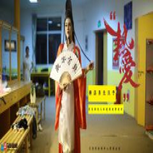 横店东北大汉化完妆：没人知道我是男是女