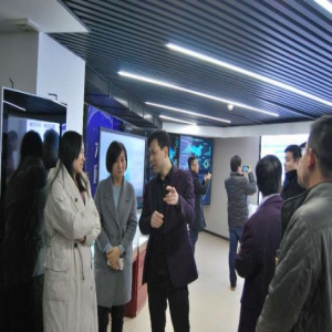 金水区参访智业科技‘党建+科技人才“新模式