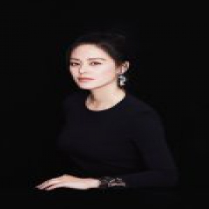 王力可两剧霸屏热播 最新御姐范写真曝光获关注