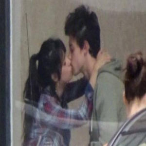 终于承认了!萌德卡妹恋情坐实 永远相伴共享生命的美好