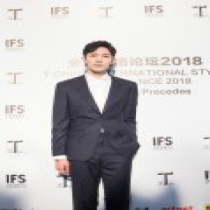 申凯文受邀《T》全球风格论坛 质感穿搭彰显时尚魅力