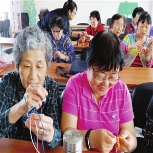 观景里党群服务中心在社区开展母亲节活动（图）