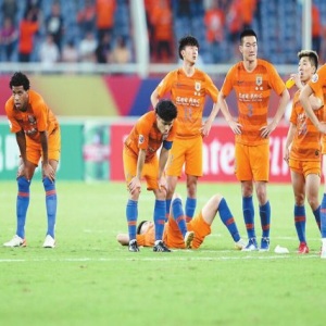 超粤不易 超越不止！惜败恒大 鲁能无缘亚冠八强