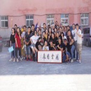 开心麻花乌日娜执导网剧 《生活对我下手了》正式杀青