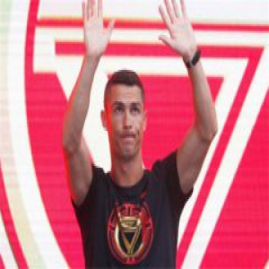 C罗罚款已缴 接受1900万欧元罚款无需入狱