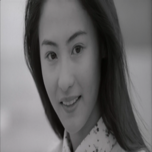 张柏芝电影剧照曝光 笑容甜美眼神清澈