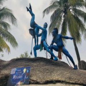 阿凡达纳美人“空降”三亚 神秘行迹引围观