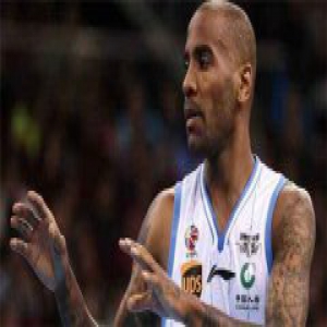 火箭队裁掉杰克逊 或将重返CBA？