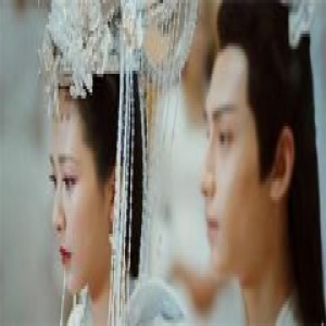 旭凤成魔将穗禾拥入怀中 锦觅伤心落泪