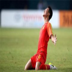 姚均晟中场吊射 向贝克汉姆完成了致敬