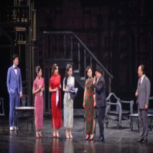 喜剧版《潜伏》保利首演 亦庄亦谐再现谍战风云