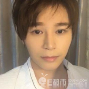 陈奕天力挺李宇春《拿手好菜》 自称只会煮面十分凄凉