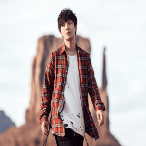 李炜献唱《回到明朝当王爷》 多元演绎国风插曲《红尘越》