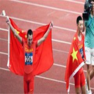 中国选手揽跳远冠亚军 王嘉男打破纪录