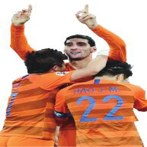 战恒大，鲁能这俩中场王牌确实不可或缺