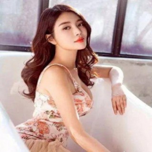 性感的代价？徐冬冬手术出事故 做皮肤护理竟然被搞到了动脉