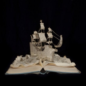 天才手工！24岁女子打造精美书雕作品叹为观止