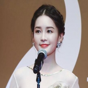 李沁凭《中国机长》获金鹤奖 对此大家的反应是这样的...