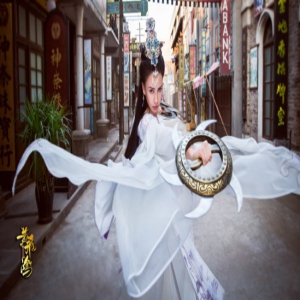 赵文卓再拍《黄飞鸿》口碑逆袭 母其弥雅身手非凡实力抢镜