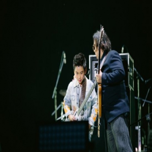 EC一平国内音乐节首秀 嗨唱五曲燃爆现场