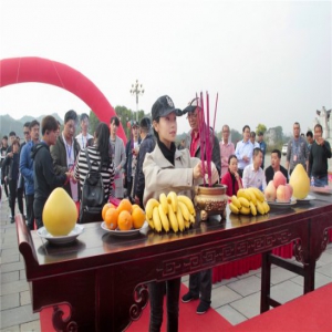 依莎《红军家族》开机 动荡年代展热血情怀