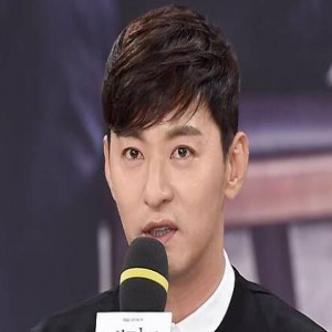 朱镇模签约韩国华谊兄弟 曾与赵寅成宋智孝飙戏