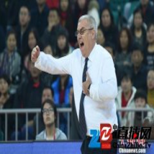 原女篮主帅汤姆·马赫联赛首秀 以“憾负”落幕