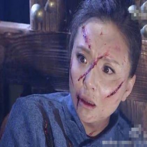 “槿汐姑姑”孙茜大换装 “鞭痕”累累惹粉丝心疼