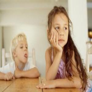 父母离异后女孩留字条离家出走:在家待得很辛苦