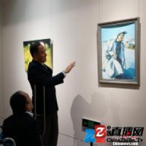 口足画家重庆开展：“书画创作让我找到人生方向”