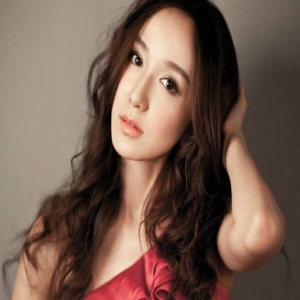 心疼！娄艺潇深感慨演员职业不易 谈外婆去世哽咽